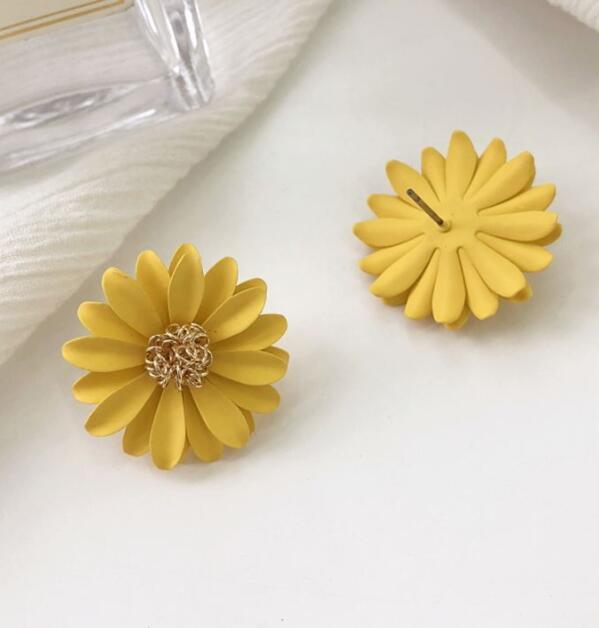 Daisy Flowers Stud Earrings